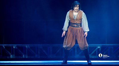 Челябинский фестиваль мировых премьер открыл мюзикл по роману Виктора Гюго