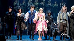 Челябинский фестиваль мировых премьер открыл мюзикл по роману Виктора Гюго