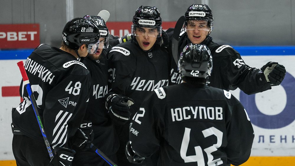 Хоккейный клуб «Челмет» после трех поражений одержал победу в ВХЛ