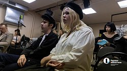 Студенты-актеры из Челябинска на парах пародируют звезд эстрады