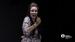 Студенты-актеры из Челябинска на парах пародируют звезд эстрады