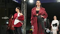 В Челябинске прошел зрелищный и яркий фестиваль «Парад моды на Кировке»