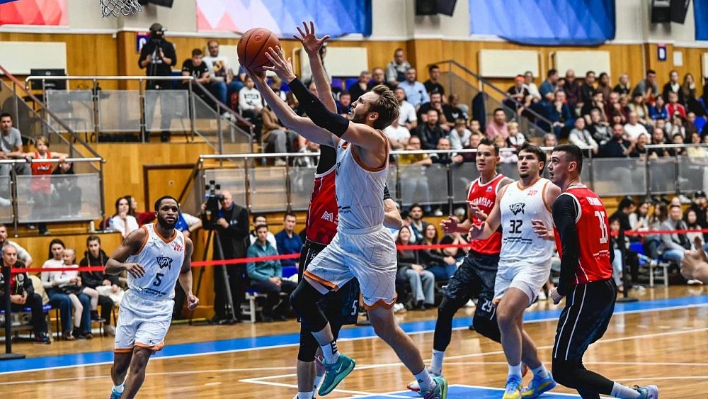 В Челябинске презентовали новый баскетбольный клуб