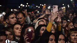 В Челябинске в честь Дня города на сцене выступили Валерия и Дмитрий Певцов