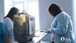 «После родов — голосовать»: в челябинском роддоме № 8 мамы отдали свой голос на выборах