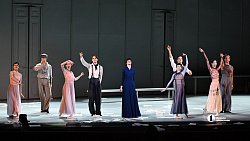 Челябинцам показали балет о двух Аннах: Ахматовой и Павловой