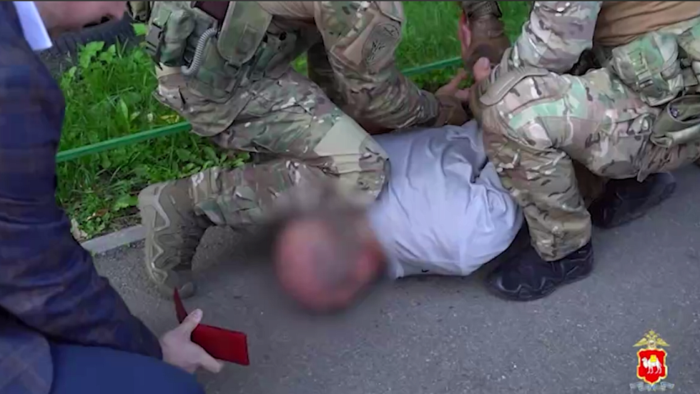 В Челябинске задержали мужчину, который призывал к убийству представителей власти