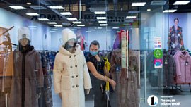 В Челябинске вырос спрос на палто и пончо перед наступлением холодов