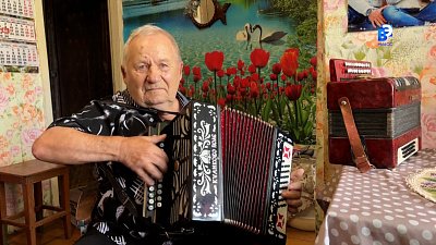 Миасский гармонист отметил свой 80-летний юбилей