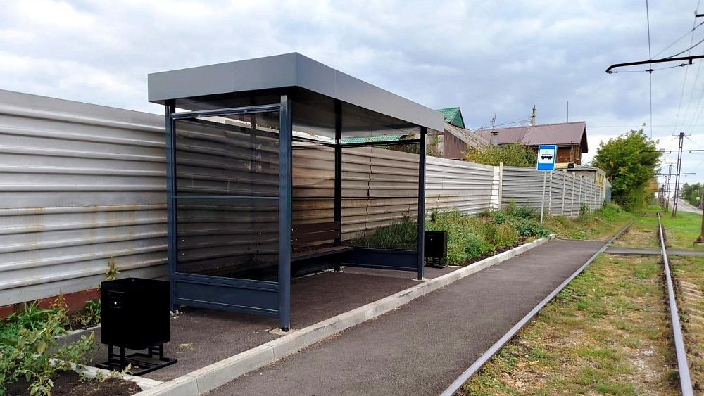 В магнитогорской колонии заключенные изготовили 56 остановочных комплексов