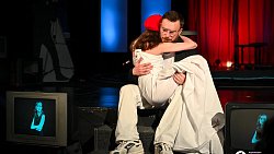 Как мы редакцией на премьеру в Камерный театр ходили