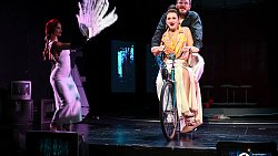 Как мы редакцией на премьеру в Камерный театр ходили