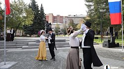 Сергей Безруков прилетел в Челябинск на открытие памятника Федору Плевако