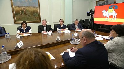 В правительстве Челябинской области обсудили повышение рождаемости