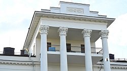 Реконструкцию Белого дома в Кыштыме закончат летом 2026 года