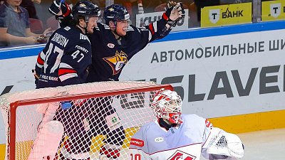 «Металлург» вырвал победу у «Спартака» и выиграл пятый матч подряд в КХЛ
