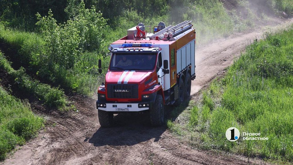 Электросчетчики загорелись в подъезде жилого дома в Копейске