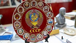 Реквизиты памяти: машина времени по‑троицки пахнет «Красной Москвой»