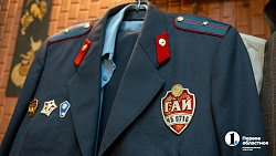 Реквизиты памяти: машина времени по‑троицки пахнет «Красной Москвой»