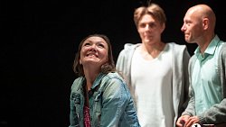 Что делать, если тебя не ждут дома: в Челябинском Молодежном театре рассуждают о судьбе освободившихся заключенных