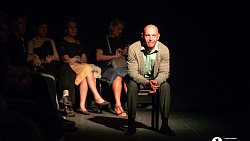 Что делать, если тебя не ждут дома: в Челябинском Молодежном театре рассуждают о судьбе освободившихся заключенных