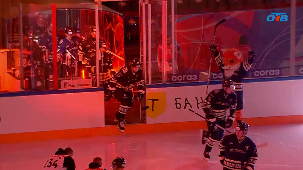 «Металлург» обыграл «Сибирь» в «Доброматче»