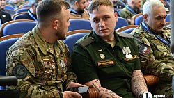 Губернатор Алексей Текслер представил меры поддержки ветеранов СВО на окружных сборах