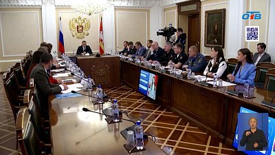 Алексей Текслер проводит заседание регионального совета «Движения первых»