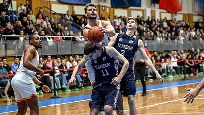 Овчаркам волки не соперник — «ЧБК» разорвал «Тамбов» в баскетбольной Суперлиге