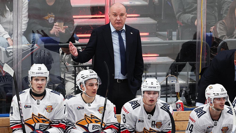 Главный тренер «Металлурга» Андрей Разин одержал 300‑ю победу в КХЛ