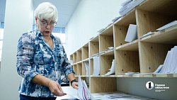 Почтальон из Челябинска во время обхода спасла упавшую женщину