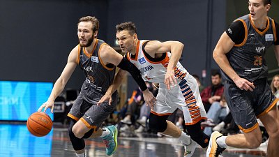 Баскетбольные клубы Челябинской области провели первые матчи Кубка России