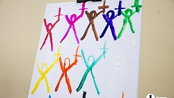 Челябинцы с ментальными особенностями избавляются от переживаний через арт‑терапию