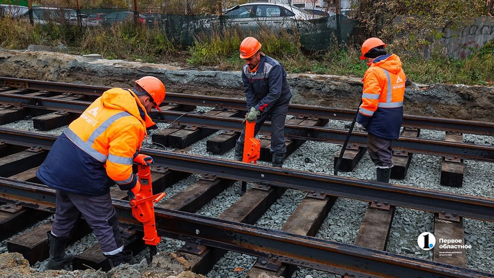 В Челябинске готово более 50% новых рельсов для объезда стартового котлована метротрама