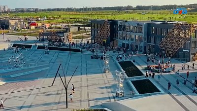 Алексей Текслер работает в Национальном центре «Россия»