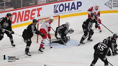 Хоккейный клуб «Трактор» уверенно выиграл у «Локомотива» в чемпионате КХЛ