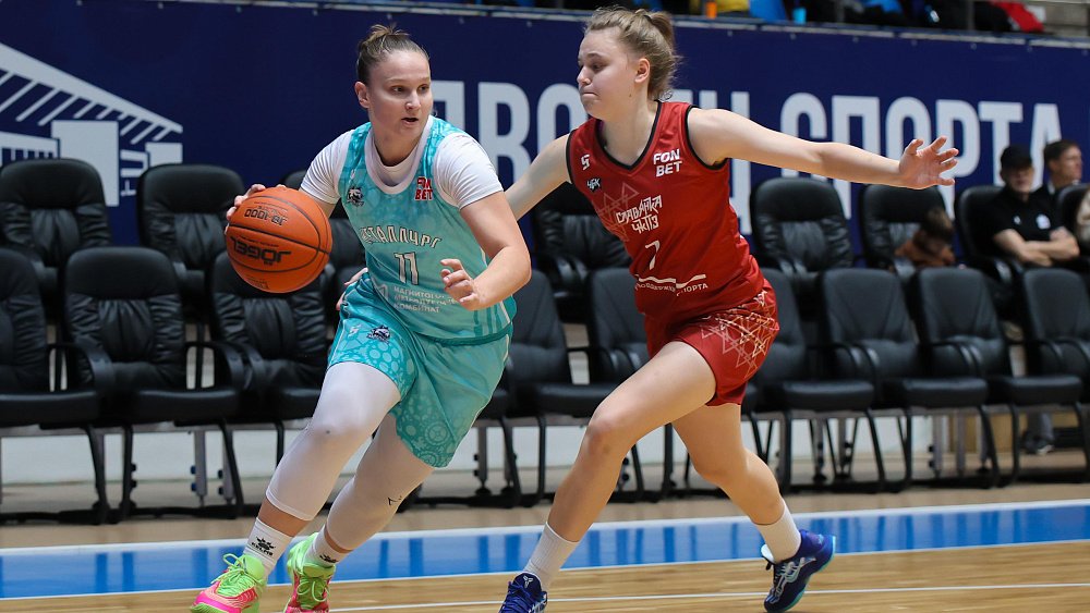 Баскетболистки магнитогорского «Металлурга» с победы стартовали в Высшей лиге