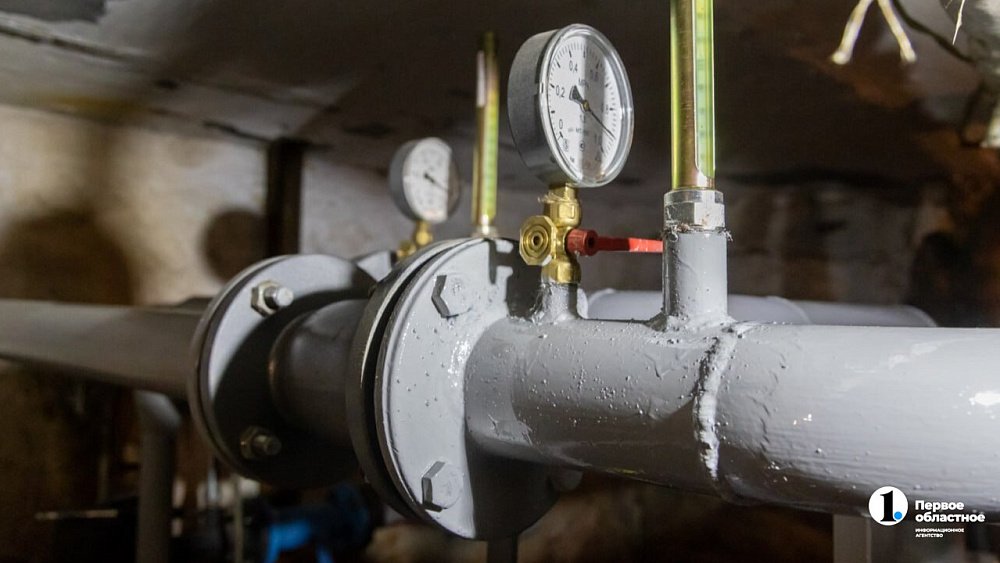 На улице Карпенко в Челябинске за выходные сварили новые теплосети