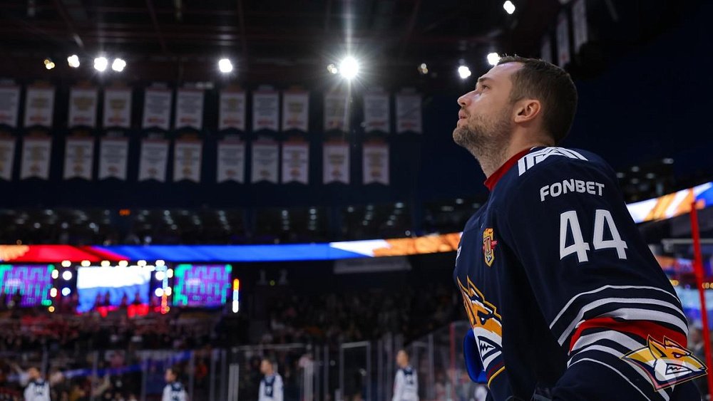 Хоккеист «Металлурга» Егор Яковлев преодолел рубеж в 800 матчей в КХЛ