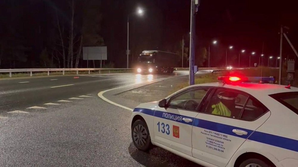 В Челябинской области машины на летней резине не выпустят на трассу в гололед