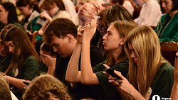 Участники ДЭФ в Челябинске увидели мюзикл «Алые паруса»