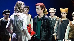 Участники ДЭФ в Челябинске увидели мюзикл «Алые паруса»