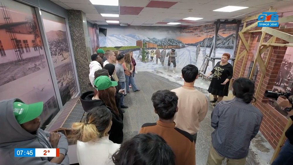 Расширяем кругозор вместе с героями сюжета «Иностранные студенты в Миассе»