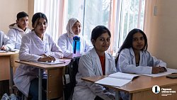 Белые халаты для мира: как Челябинск шесть лет готовит врачей для разных стран