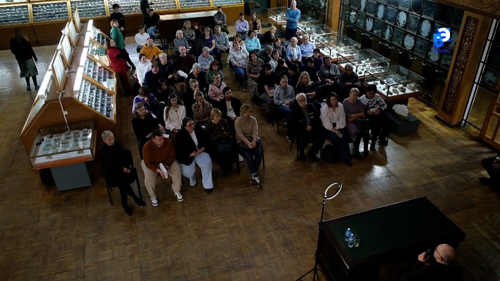 В Миассе состоялась встреча с известным писателем и сценаристом Алексеем Ивановым