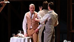 Евгений Цыганов и Полина Агуреева о гастролях в Челябинске и уральском холоде