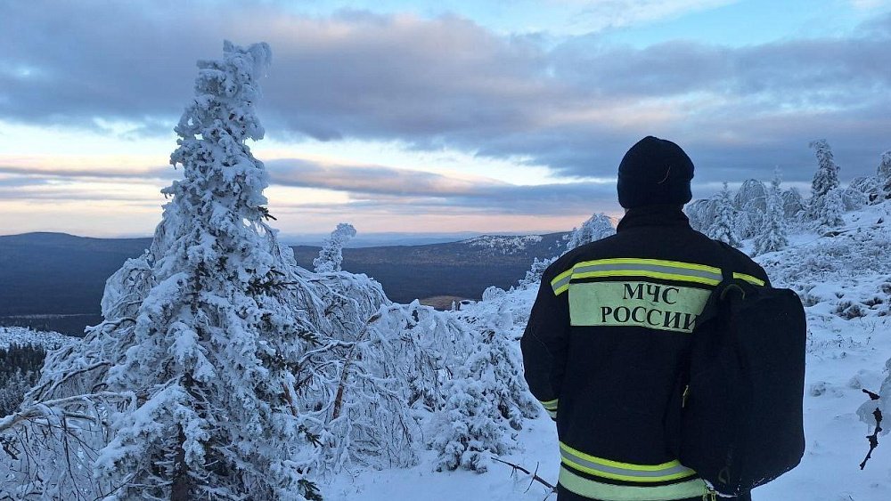 Поиски южноуральской туристки на горе Иремель осложняют снег и плохая видимость