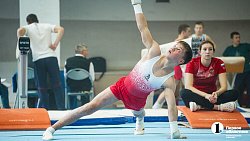 13-летний челябинский гимнаст объяснил, зачем прячет свои медали в шкафу