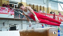 13-летний челябинский гимнаст объяснил, зачем прячет свои медали в шкафу