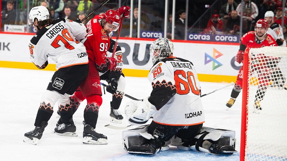 Форвард «Трактора» Руслан Агламзянов забросил свою дебютную шайбу в КХЛ